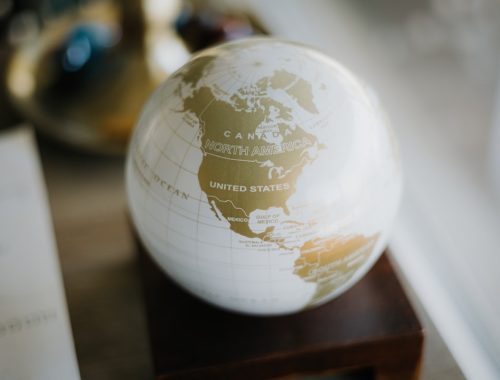 Photo Alabaster Globe Linear Pendant